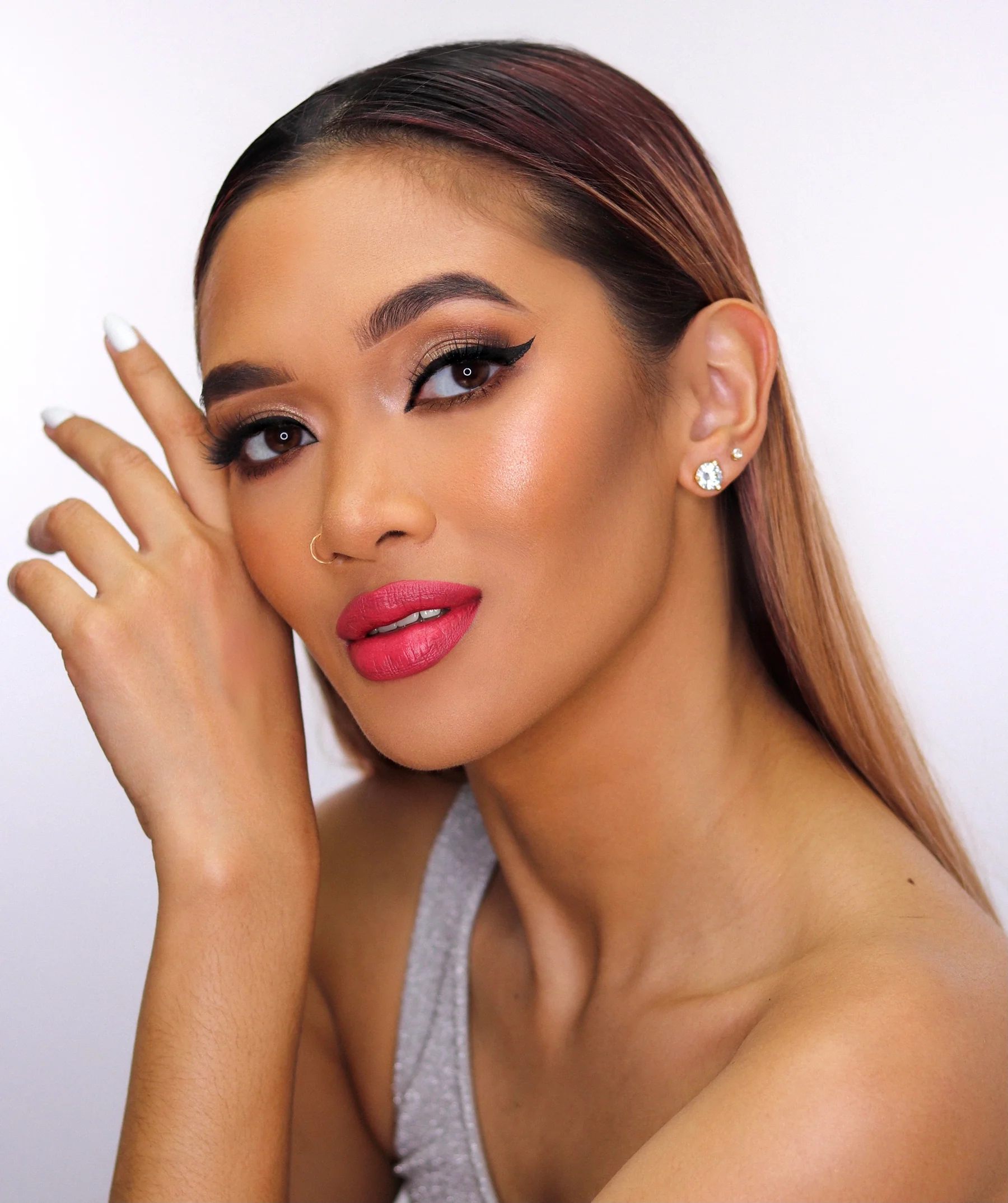 video1 Пудра за вежди theBalm Brow Pow