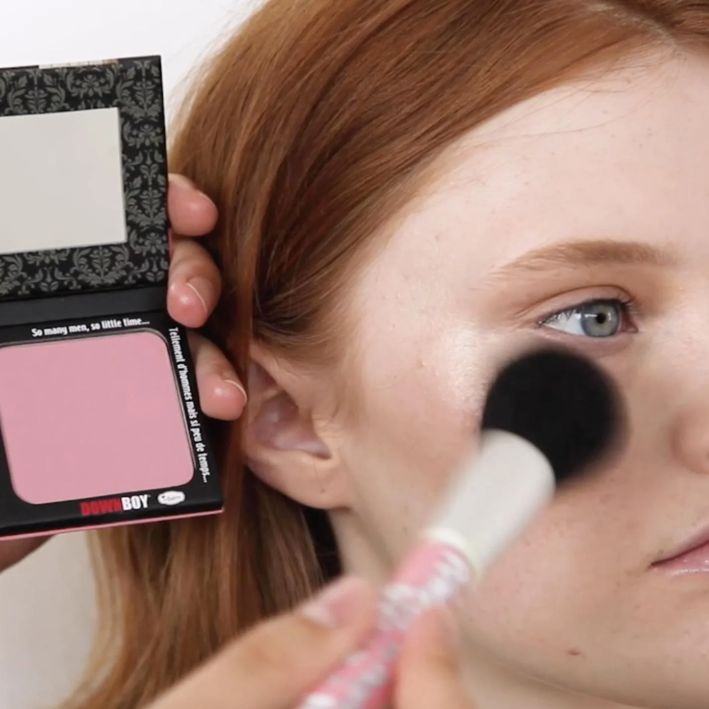 Руж и сенки за очи theBalm Down Boy