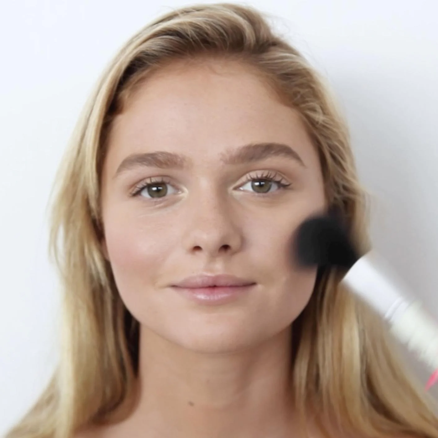 Руж и сенки за очи theBalm Frat Boy