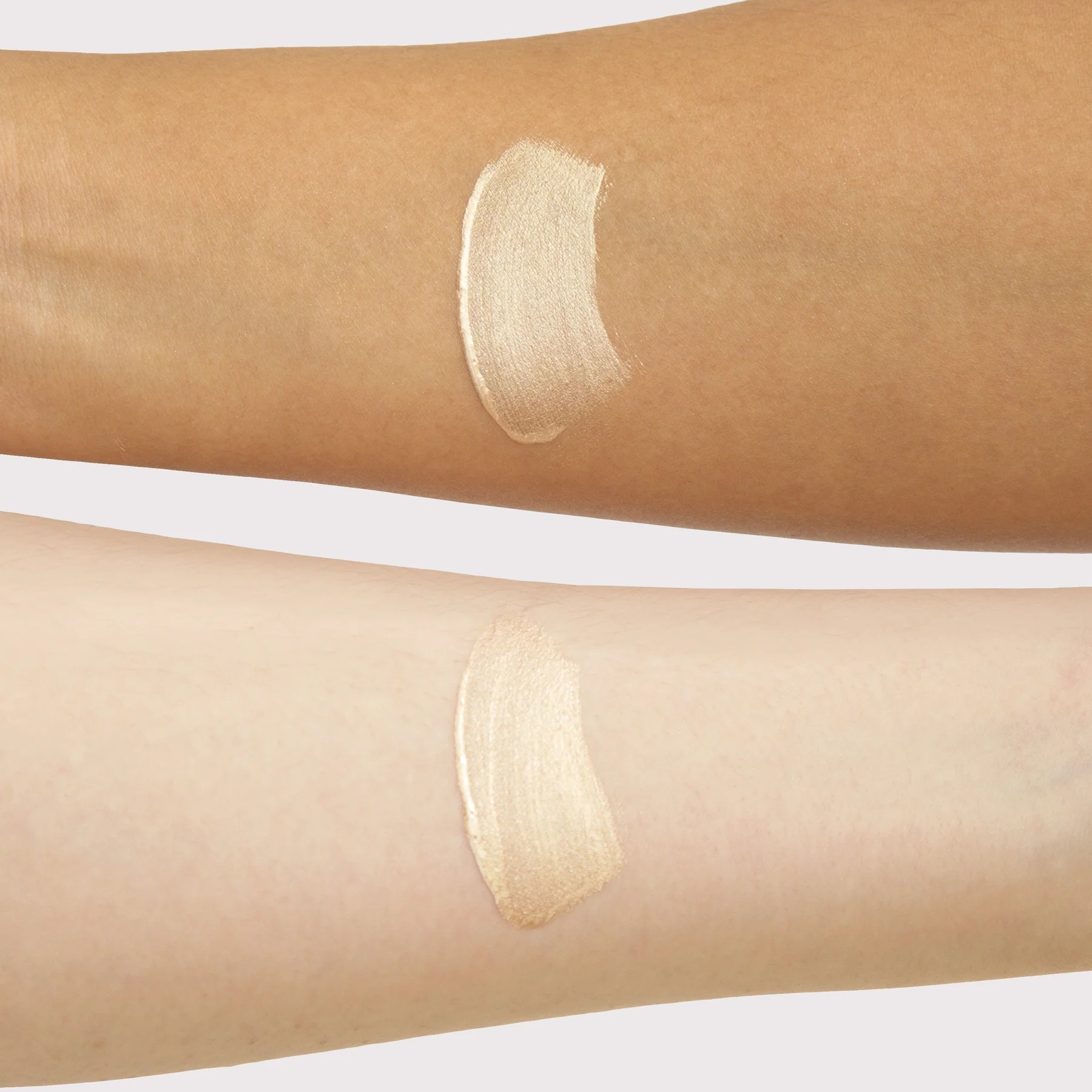 Течен хайлайтър theBalm Mary-Dew Manizer