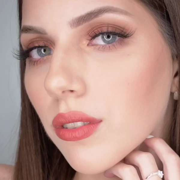 videothumb 485716599 Палитра сенки за очи theBalm and The Beautiful-Episode 2