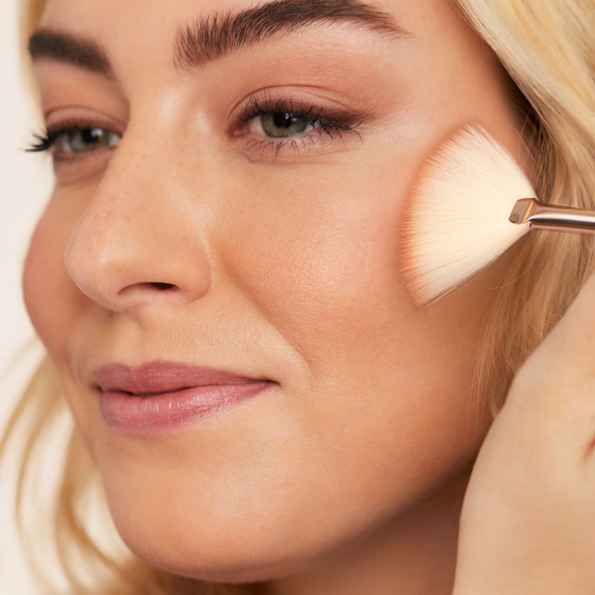 Бронзант Jane Iredale So-Bronze Bronzing Powder
